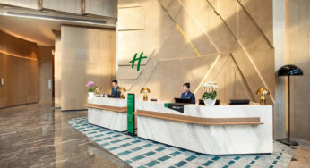 🏨 Holiday Inn Shanghai Nanjing Road – Modern Comfort in the Heart of Shanghai